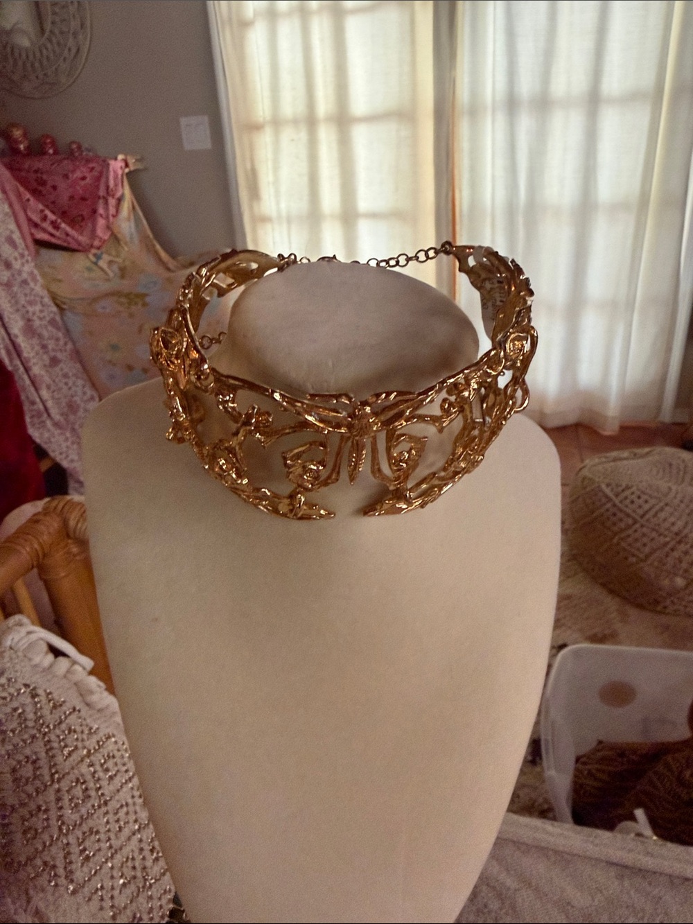 Zara Gold Ornate Filigree butterfly Choker Necklace - Picture 5 of 11